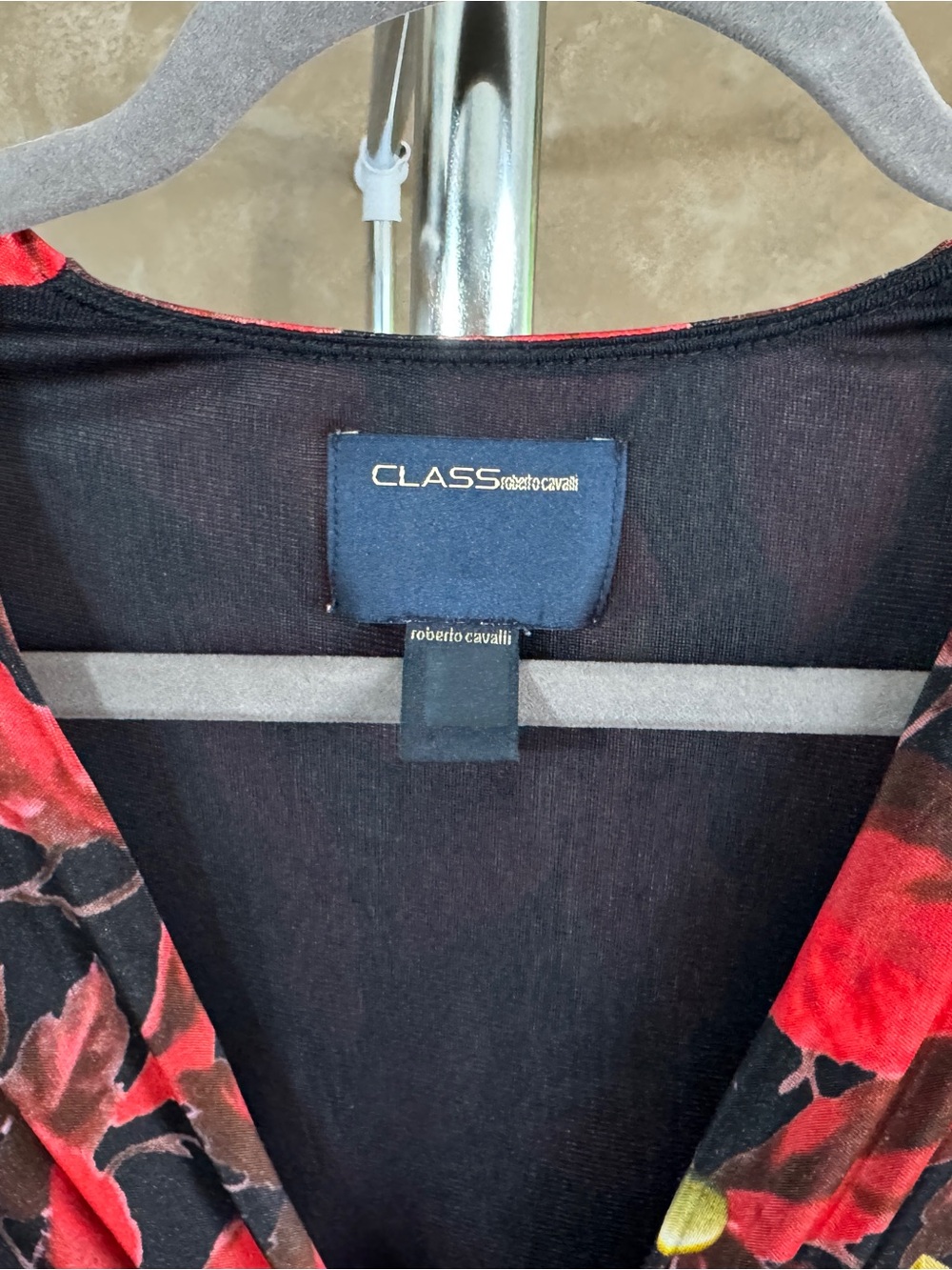 Designer Class ROBERTO CAVALLI Red Floral Ruched V-Neck Dress Y2K Sz 6 - Picture 8 of 13